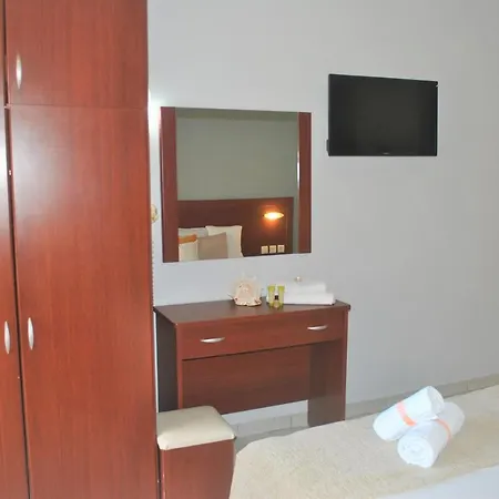 Tina Apartmanhotel *