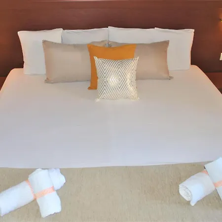 Tina Apartmanhotel *