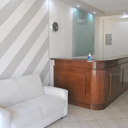Tina Apartmanhotel
