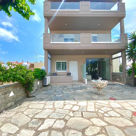 Apartmanhotel Tina *